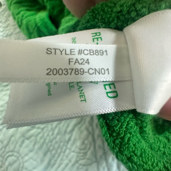 J. Crew Vibrant Green Cardigan Sweater. Cable knit cardigan jacket style sweater - Picture 8 of 10